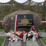 Ilustracja do artykułu Kamienny obelisk  we wsi Brzozowo - Antonie.JPG
